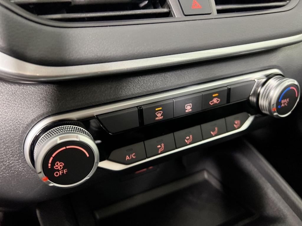 new 2025 Nissan Altima car, priced at $24,901