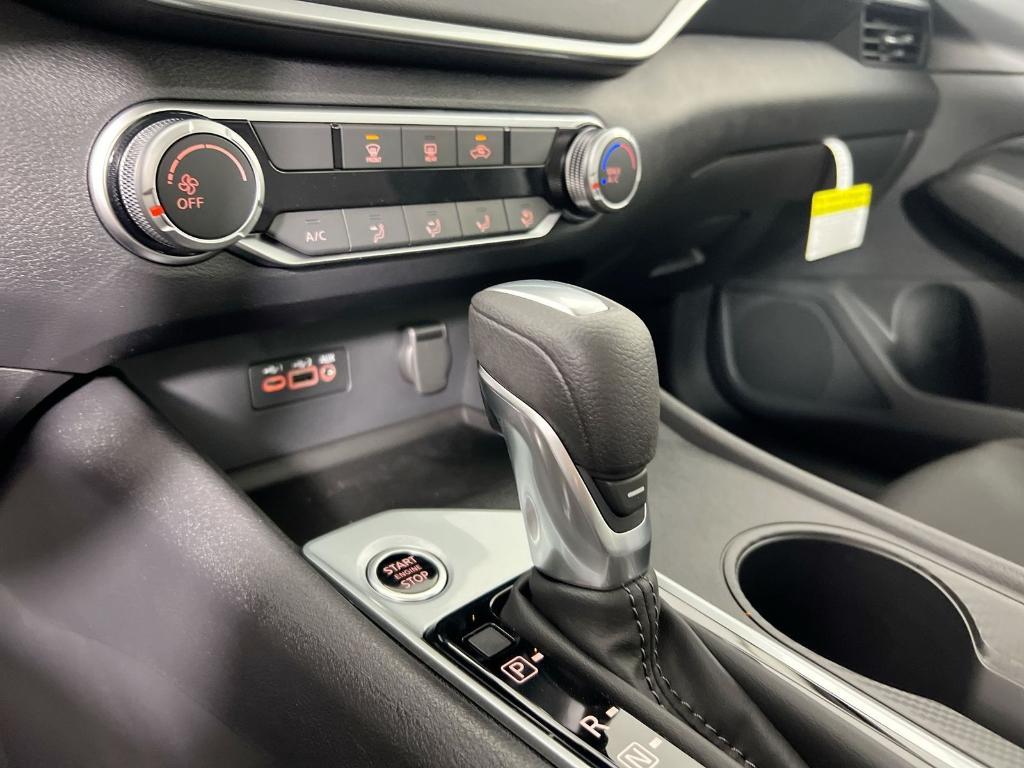 new 2025 Nissan Altima car, priced at $24,901