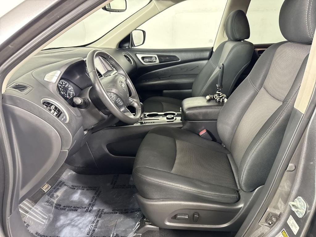 used 2020 Nissan Pathfinder car, priced at $18,995