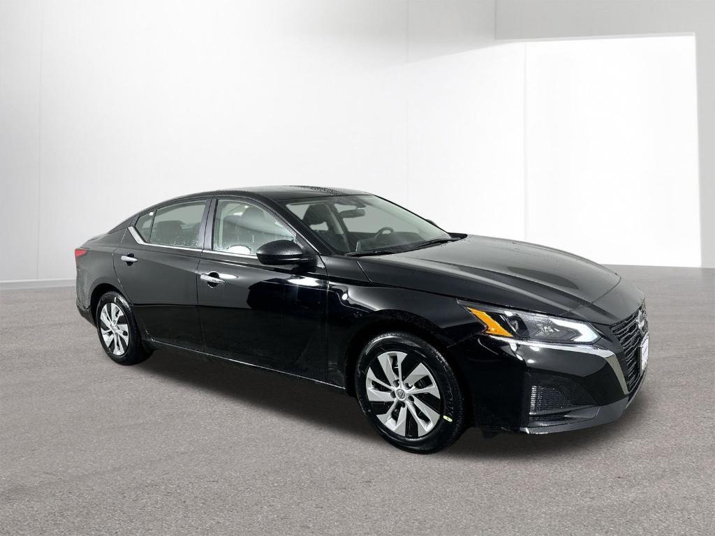 new 2025 Nissan Altima car, priced at $24,613