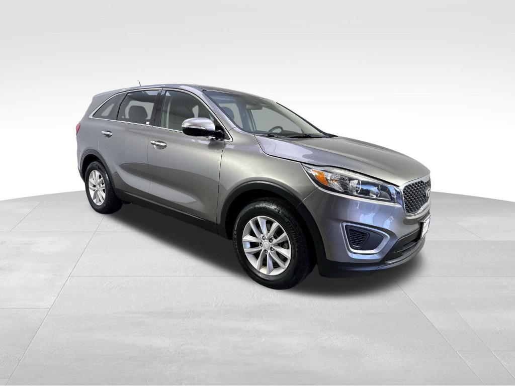 used 2018 Kia Sorento car, priced at $13,326