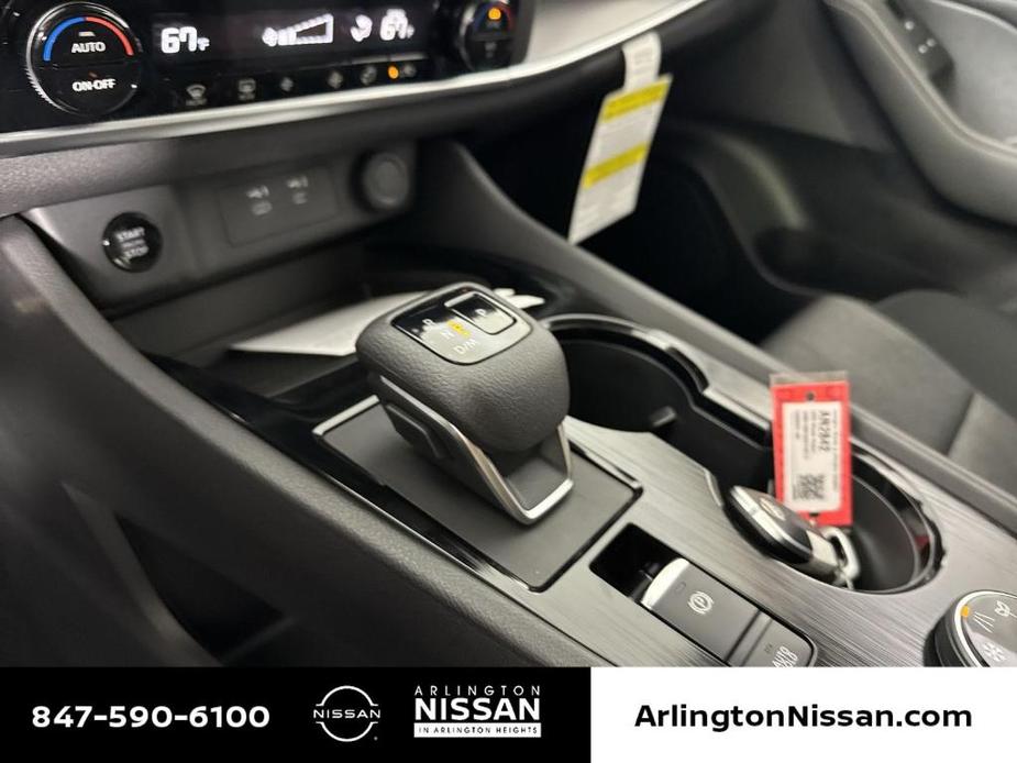 new 2025 Nissan Rogue car, priced at $30,559