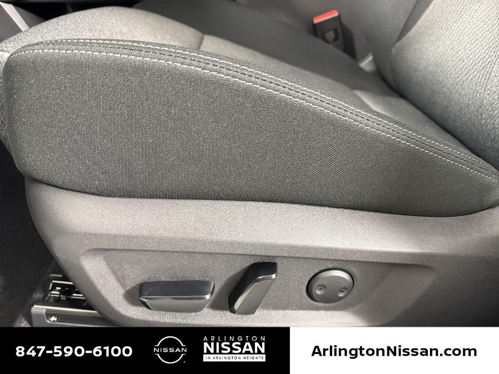 new 2025 Nissan Rogue car, priced at $30,559