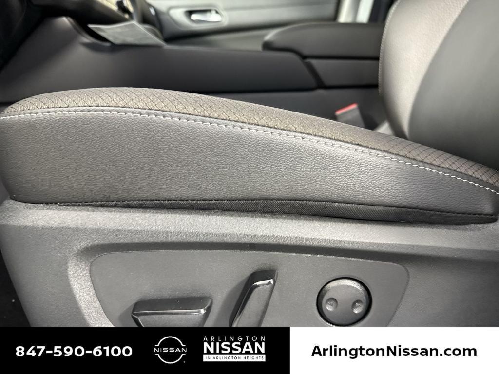 new 2025 Nissan Pathfinder car, priced at $36,083
