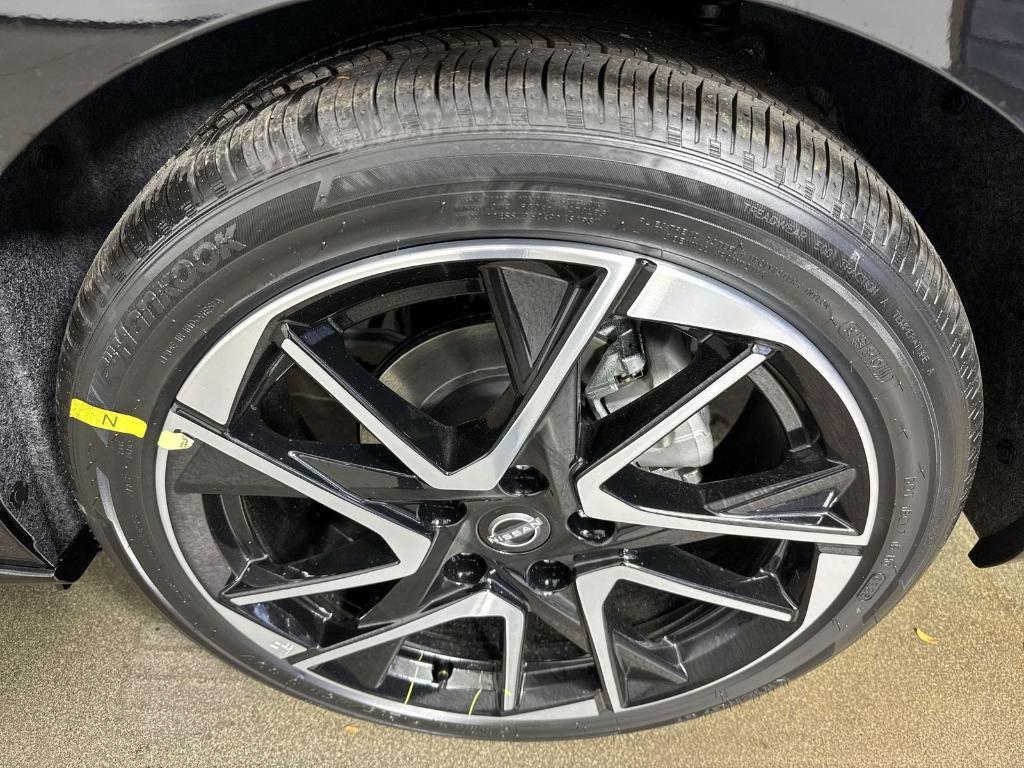 new 2025 Nissan Sentra car, priced at $22,016