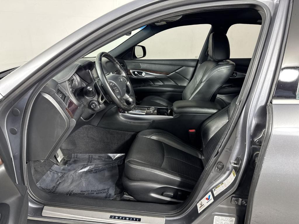 used 2019 INFINITI Q70 car, priced at $20,500