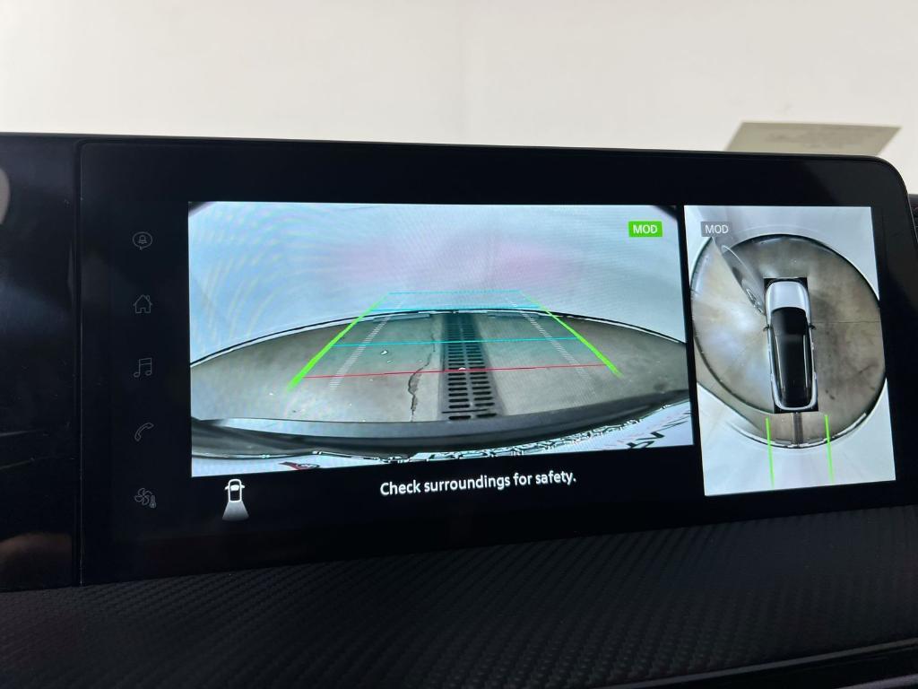 new 2025 Nissan Kicks car, priced at $24,084