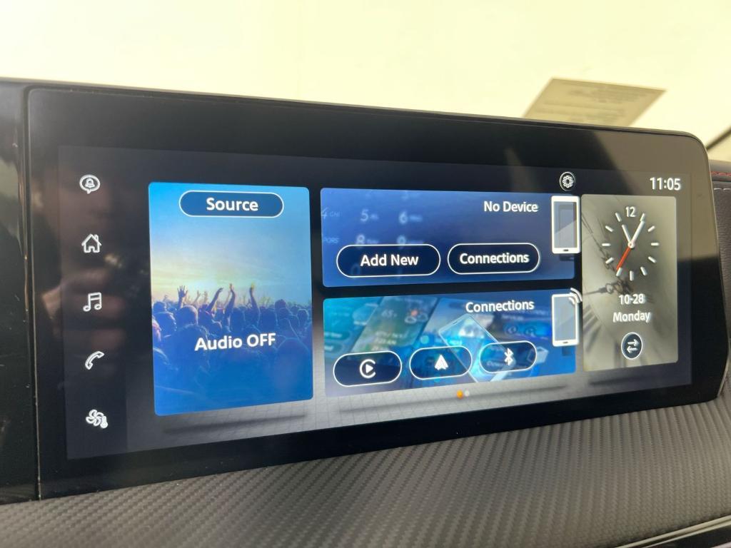 new 2025 Nissan Kicks car, priced at $24,084