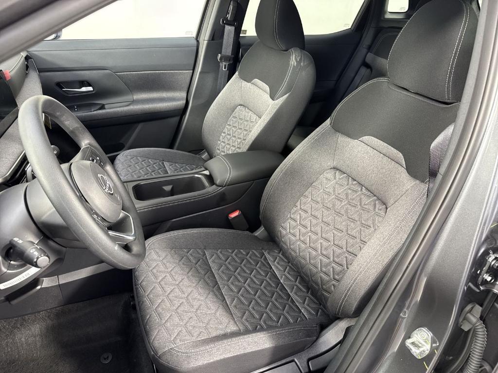 new 2025 Nissan Kicks car, priced at $22,836