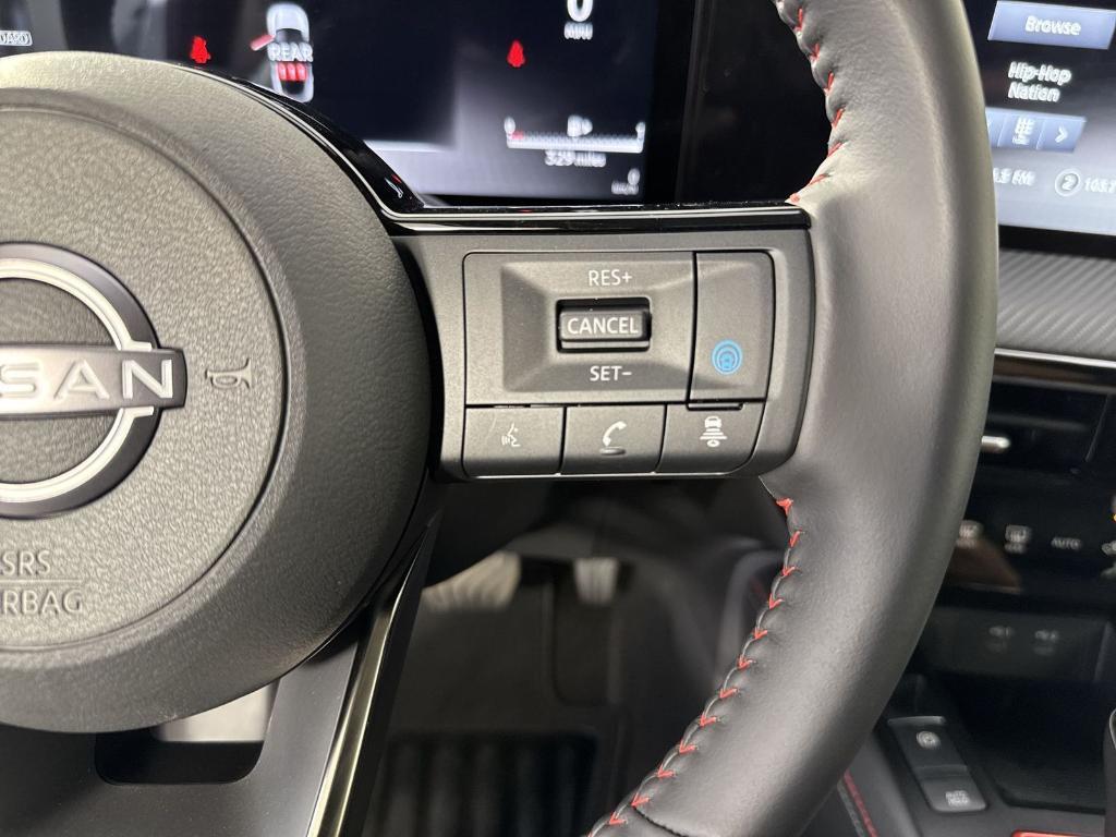 new 2025 Nissan Kicks car, priced at $24,031