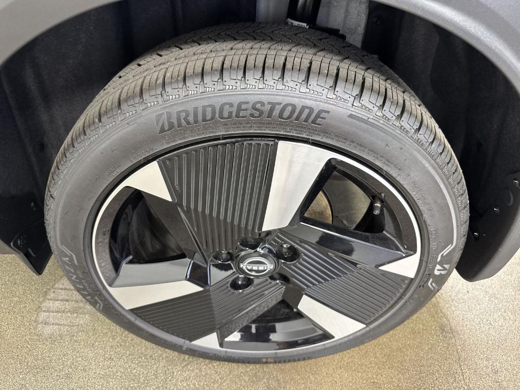 new 2025 Nissan Kicks car, priced at $24,031