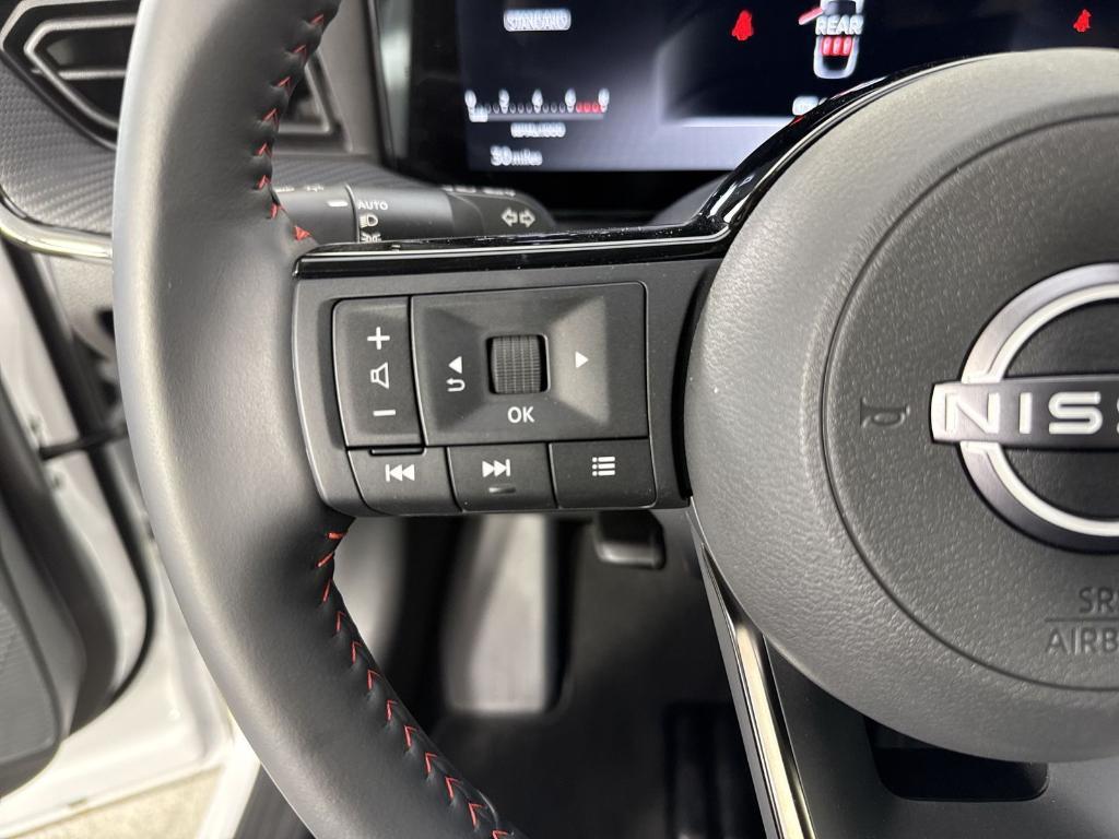 new 2025 Nissan Kicks car, priced at $24,031