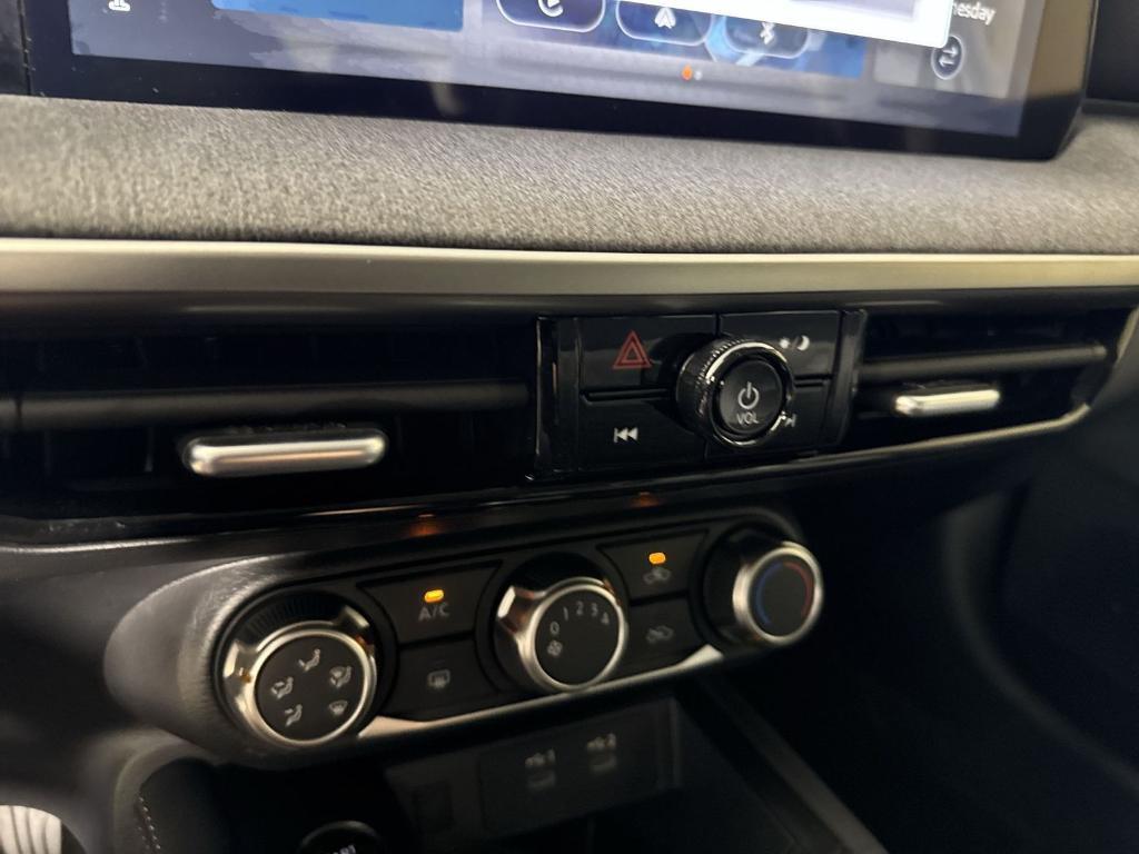 new 2025 Nissan Kicks car, priced at $21,184