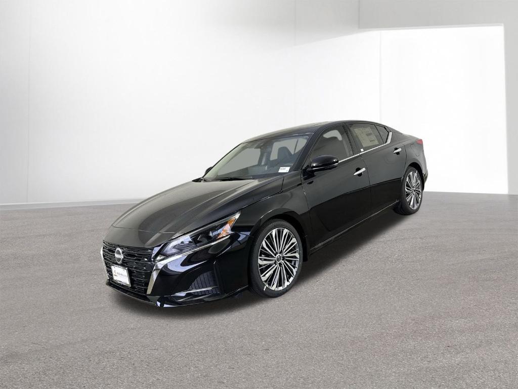 new 2025 Nissan Altima car, priced at $31,601