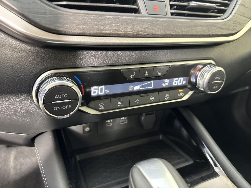 new 2025 Nissan Altima car, priced at $31,601