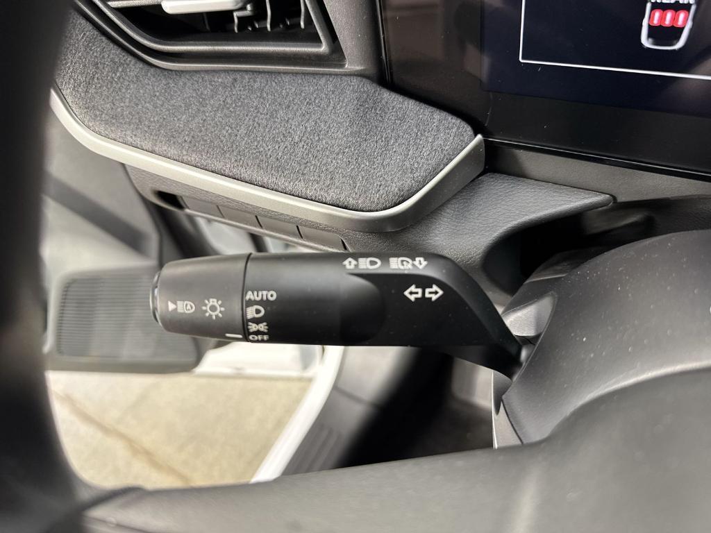 new 2025 Nissan Kicks car, priced at $23,060