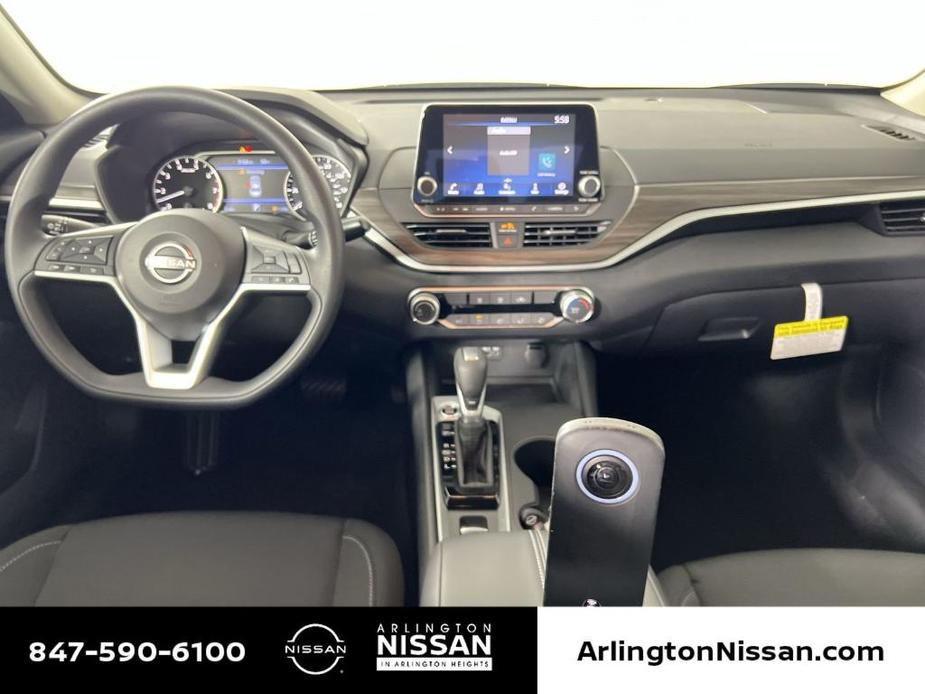 new 2025 Nissan Altima car, priced at $24,772