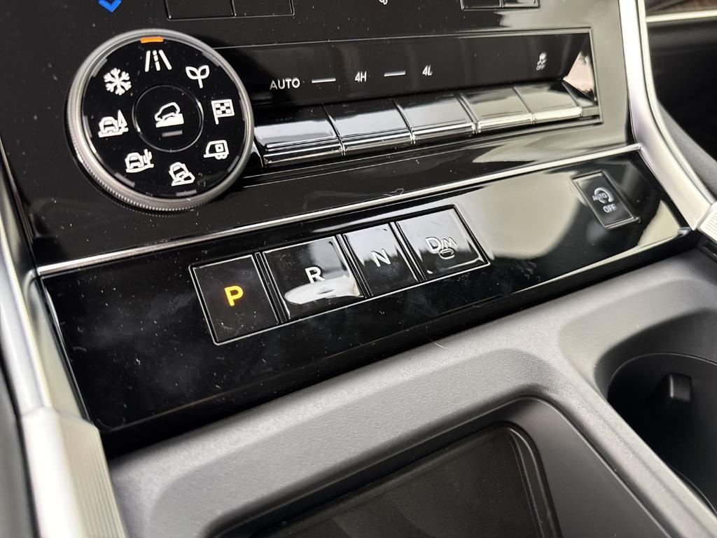 new 2026 Nissan Armada car, priced at $65,671