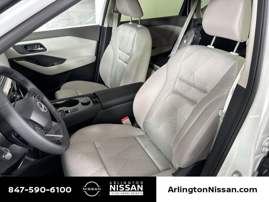 new 2025 Nissan Rogue car, priced at $30,559