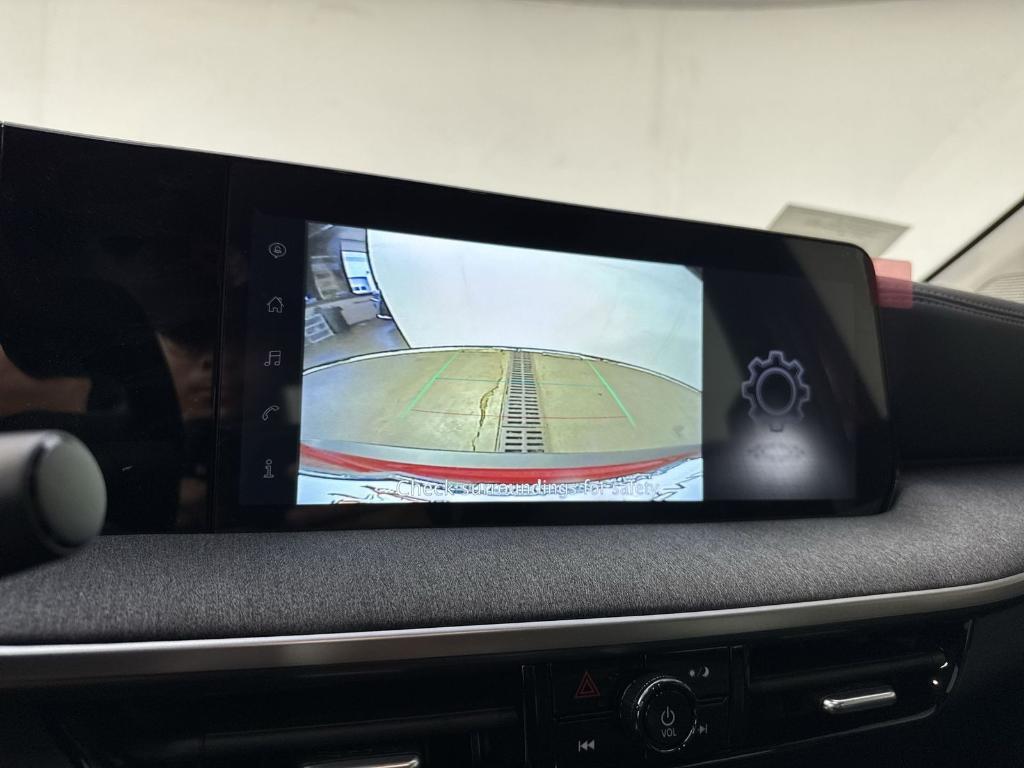 new 2025 Nissan Kicks car, priced at $23,379