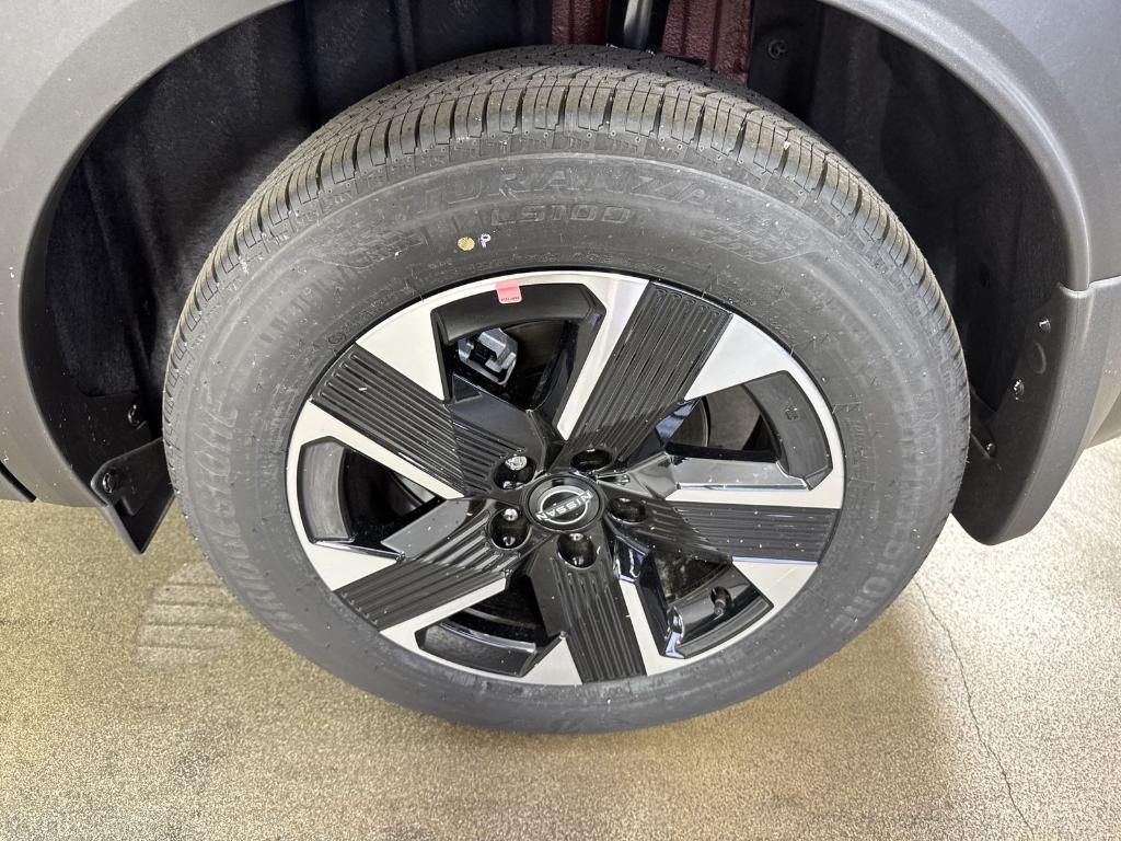 new 2025 Nissan Kicks car, priced at $23,379