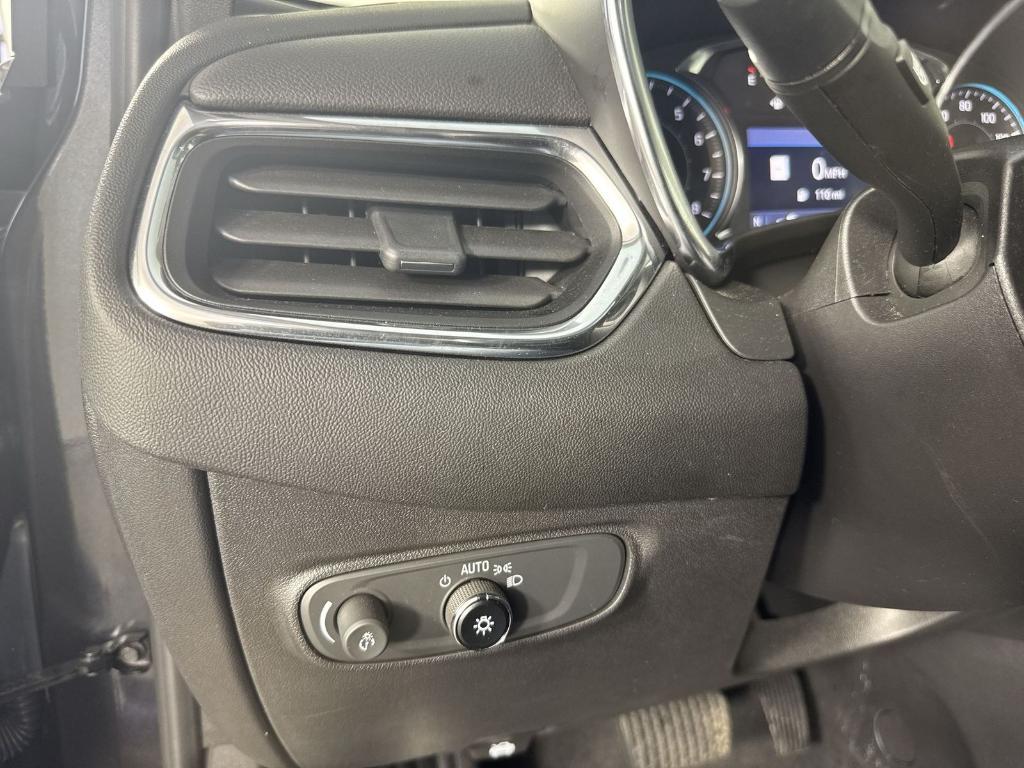 used 2022 Chevrolet Equinox car, priced at $22,326
