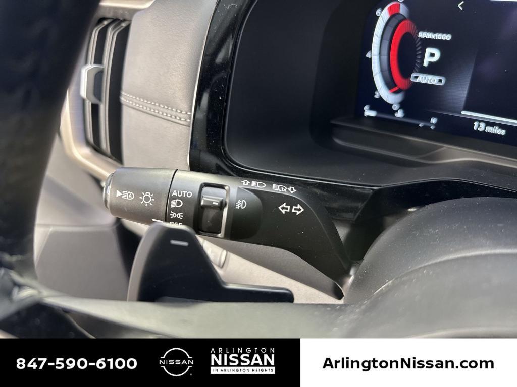 new 2025 Nissan Pathfinder car, priced at $42,932