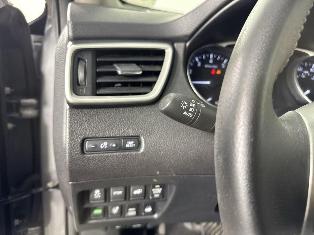 used 2016 Nissan Rogue car, priced at $9,395
