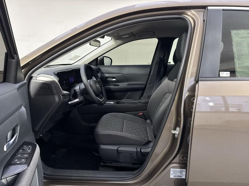 new 2025 Nissan Kicks car, priced at $22,684