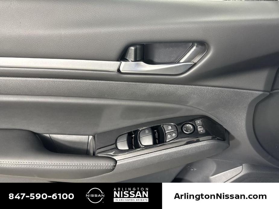 new 2025 Nissan Altima car, priced at $30,914