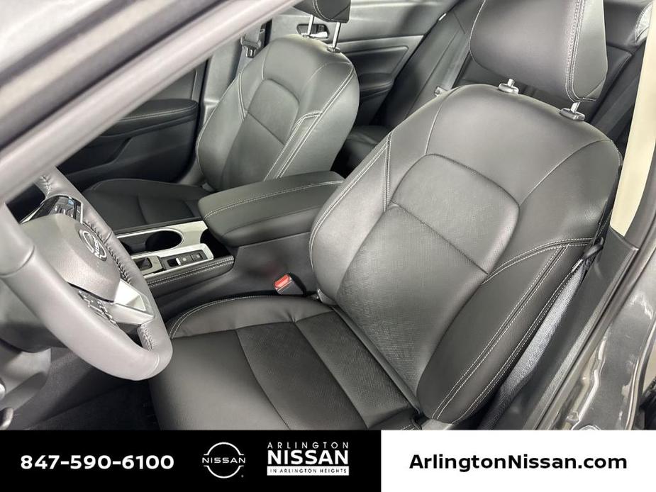 new 2025 Nissan Altima car, priced at $30,914