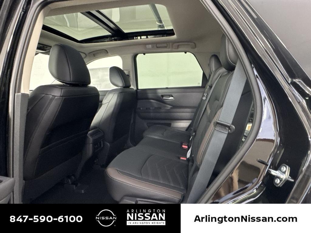 new 2025 Nissan Pathfinder car, priced at $46,265