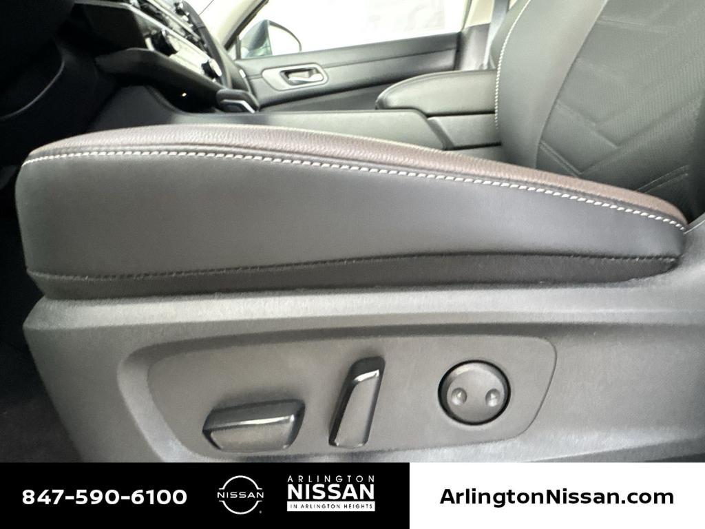 new 2025 Nissan Pathfinder car, priced at $43,067