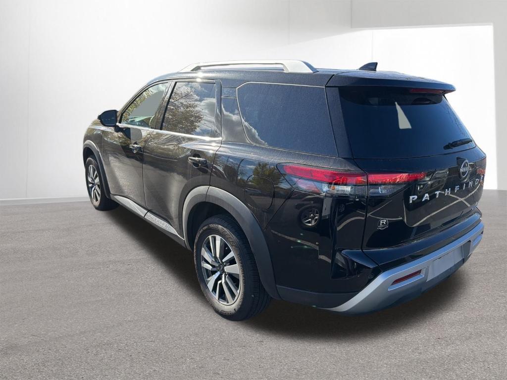 used 2025 Nissan Pathfinder car, priced at $38,995