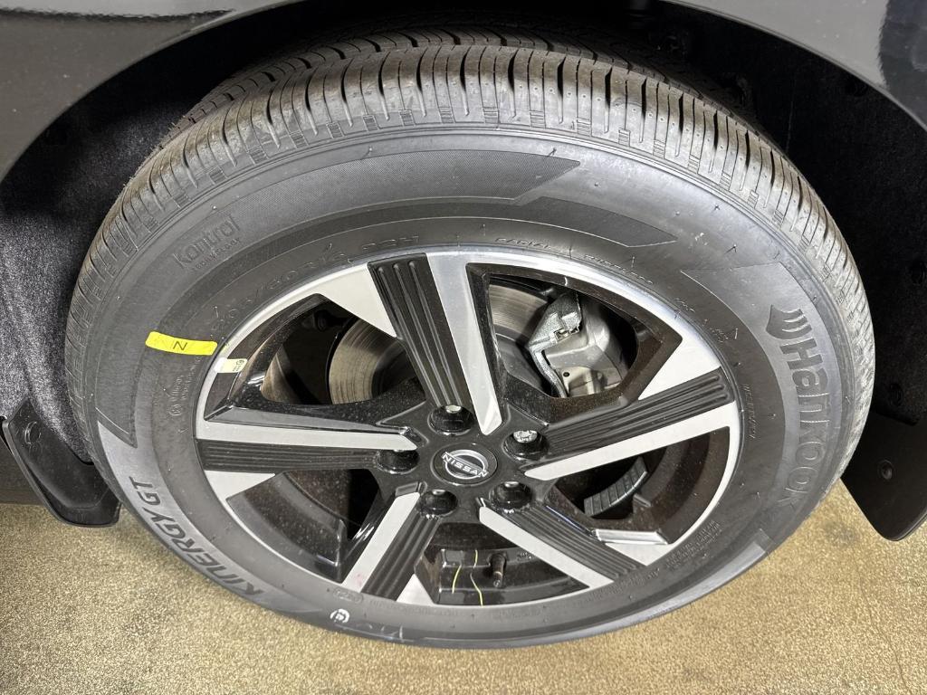 new 2025 Nissan Sentra car, priced at $23,254