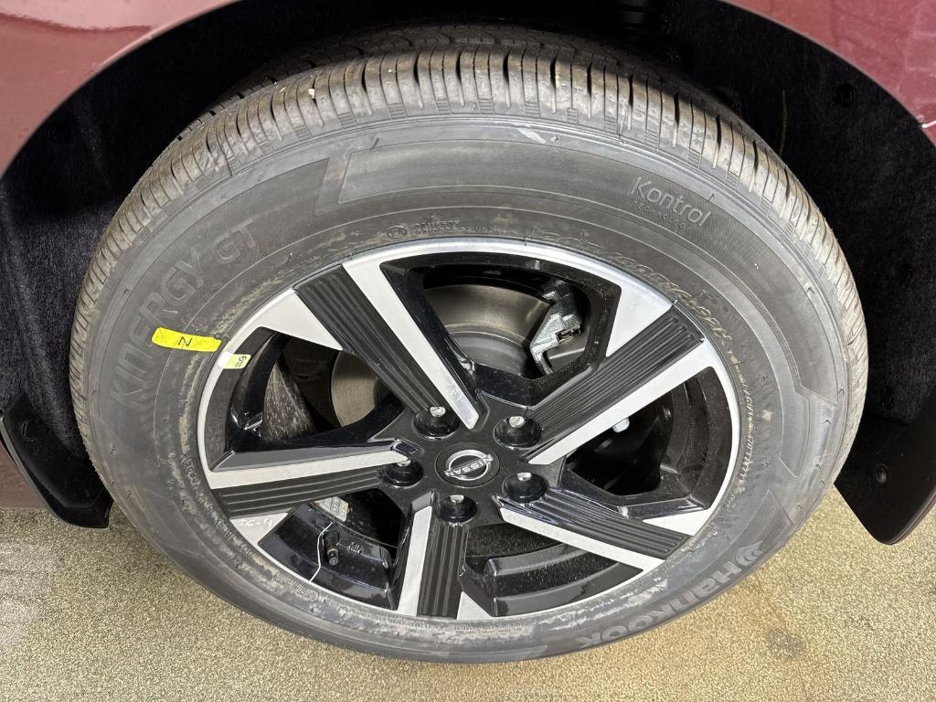 new 2025 Nissan Sentra car, priced at $20,754