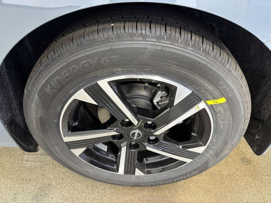 new 2025 Nissan Sentra car, priced at $20,434