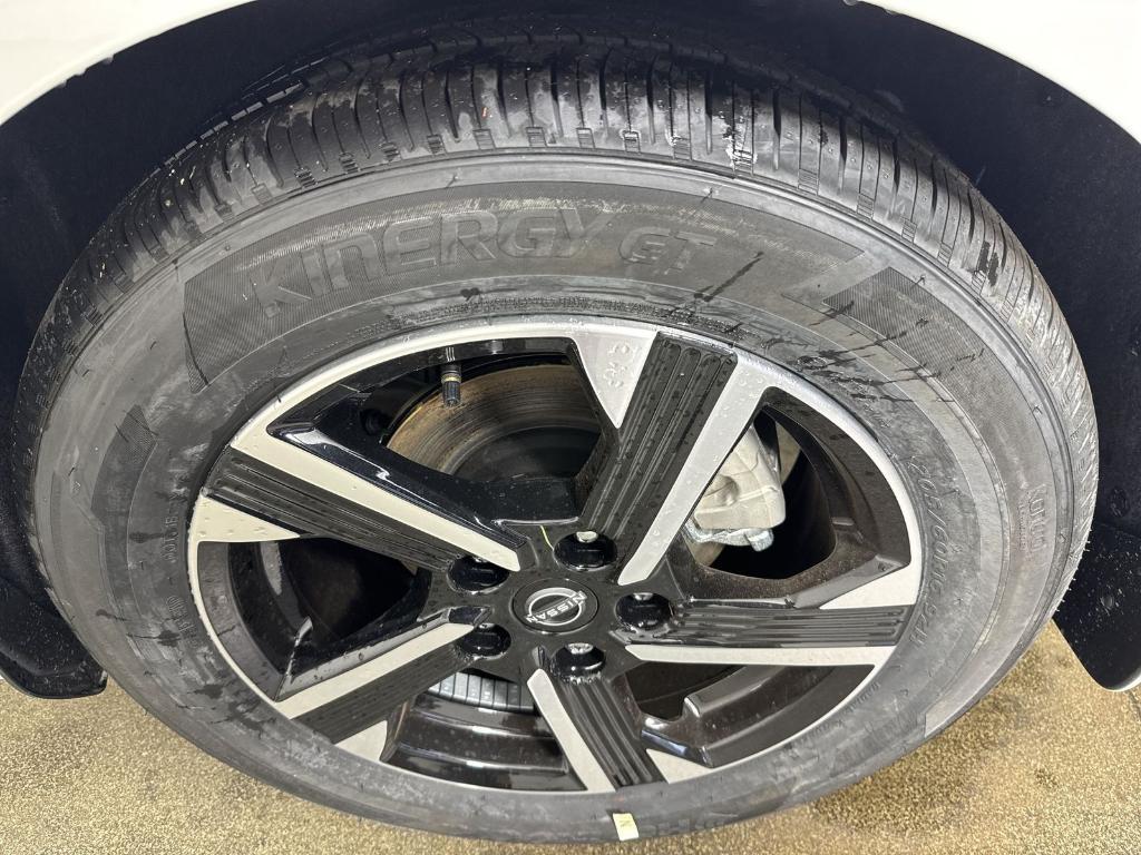 new 2025 Nissan Sentra car, priced at $20,754