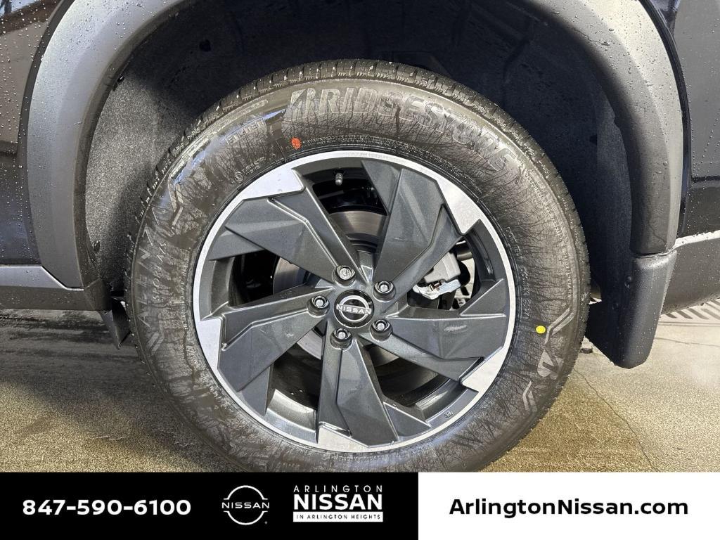 new 2025 Nissan Rogue car, priced at $30,175