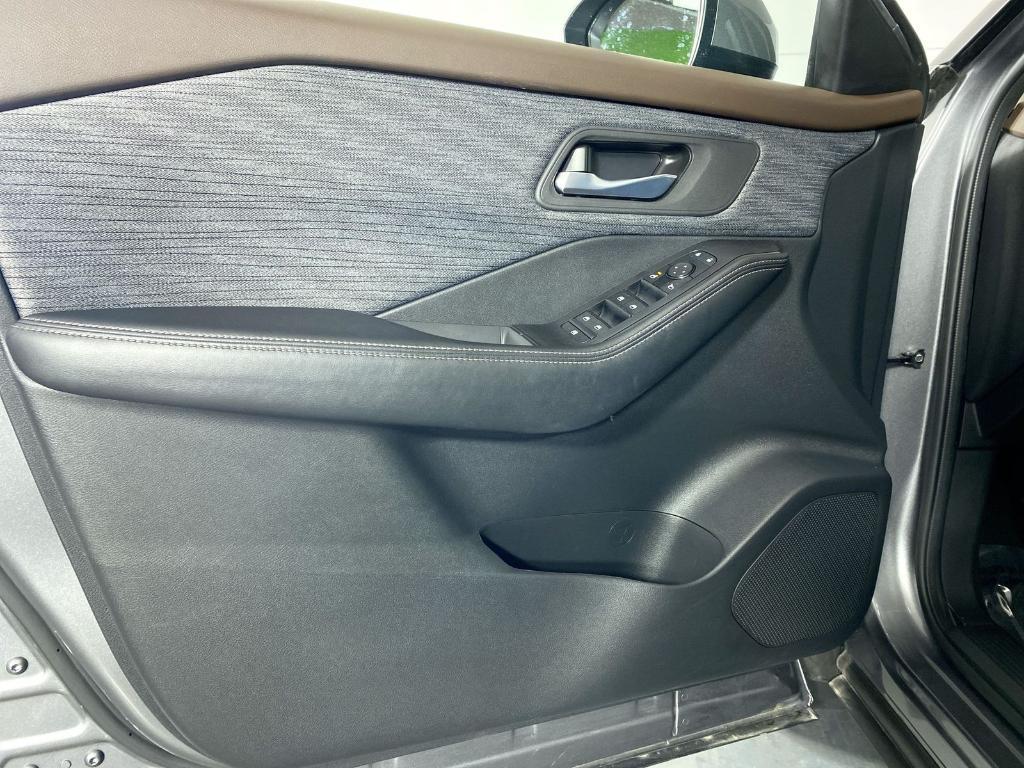 used 2023 Nissan Rogue car, priced at $24,926