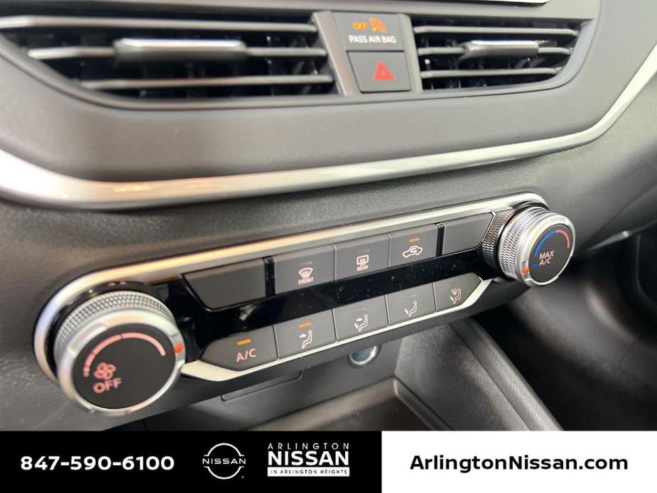 new 2025 Nissan Altima car, priced at $23,124