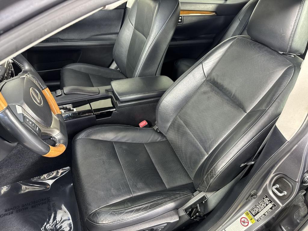 used 2013 Lexus ES 300h car, priced at $17,500