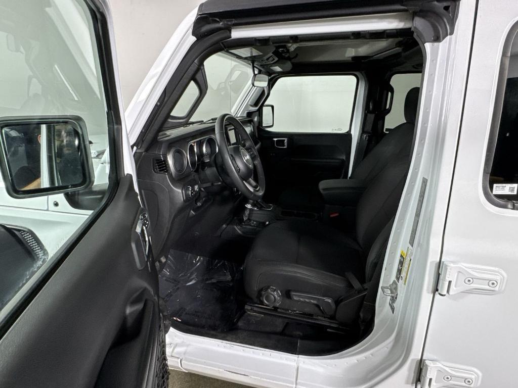 used 2023 Jeep Gladiator car, priced at $24,850
