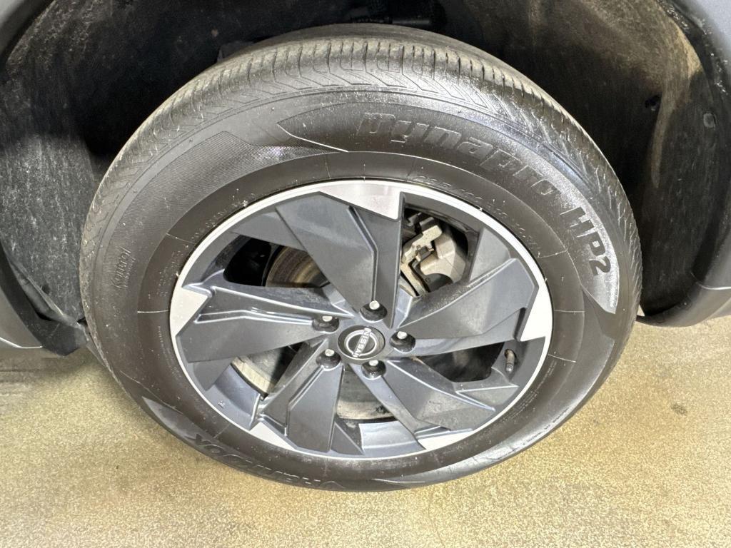 used 2024 Nissan Rogue car, priced at $26,226