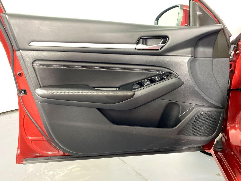 used 2022 Nissan Altima car, priced at $23,726