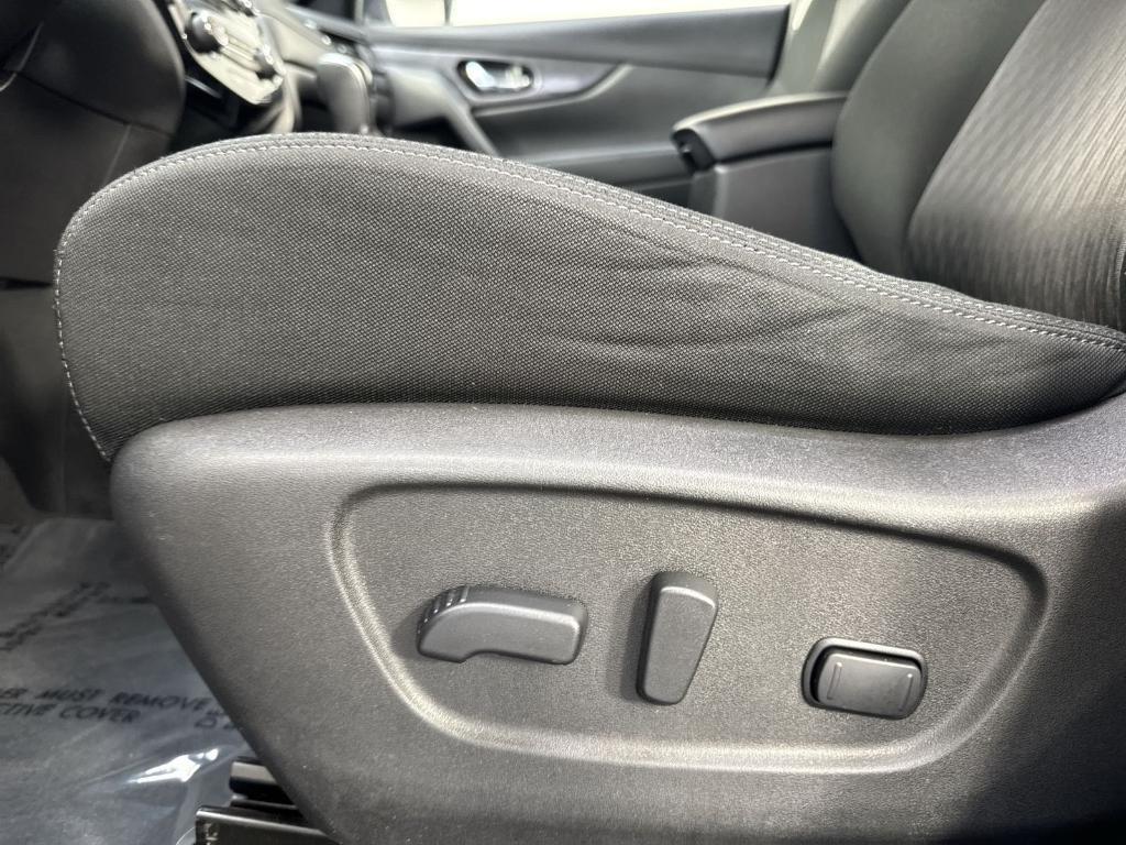 used 2020 Nissan Rogue car, priced at $19,326