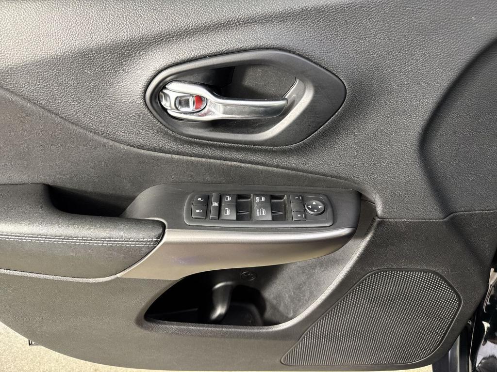used 2019 Jeep Cherokee car, priced at $18,926