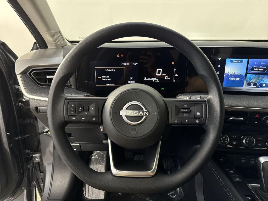 new 2025 Nissan Kicks car, priced at $21,184