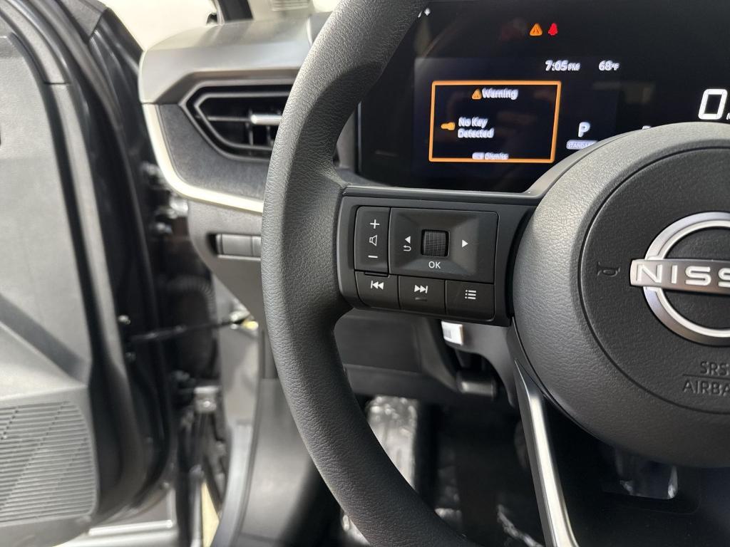 new 2025 Nissan Kicks car, priced at $21,184