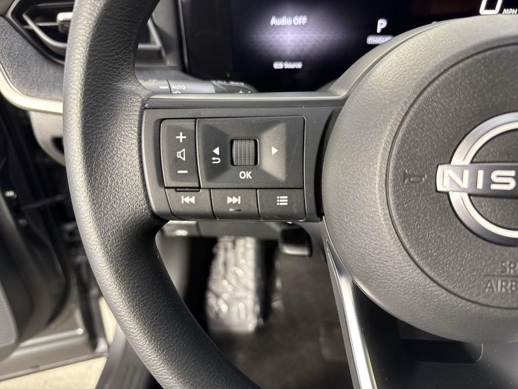 new 2025 Nissan Kicks car, priced at $27,671
